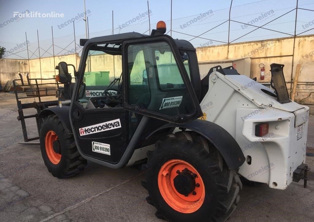 telehandler Bobcat T2566